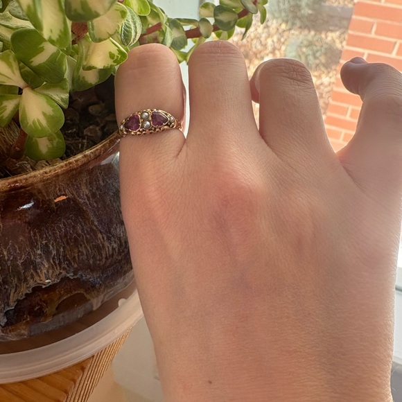 Antique Gold Ring - Picture 3 of 6